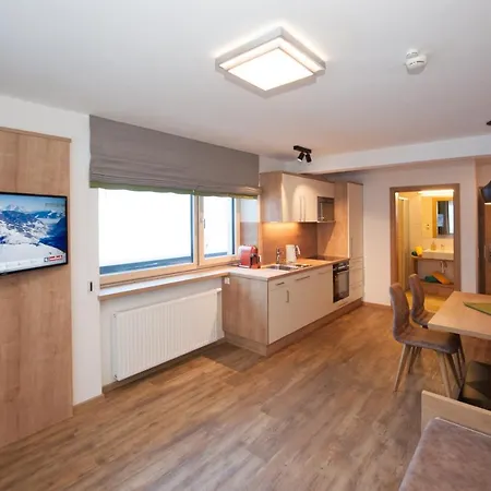 Alpin Apartment *